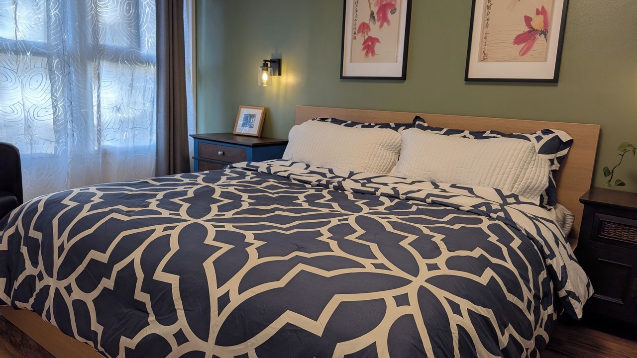 Photo of Bedroom in Canyon Heights