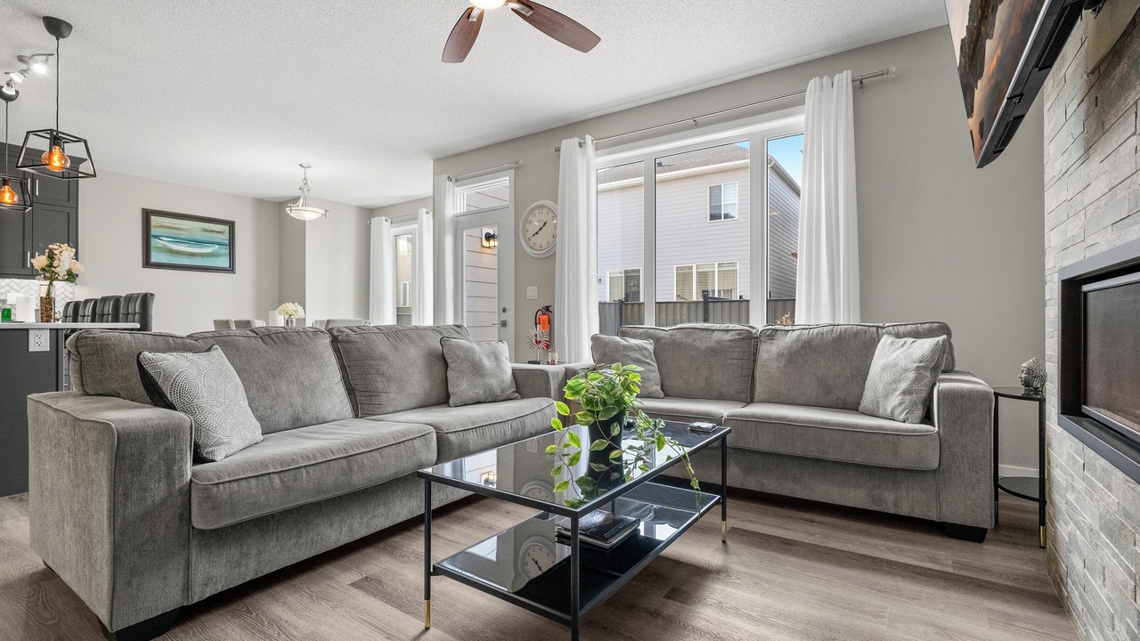 Photo of Livingroom in Southwest Calgary