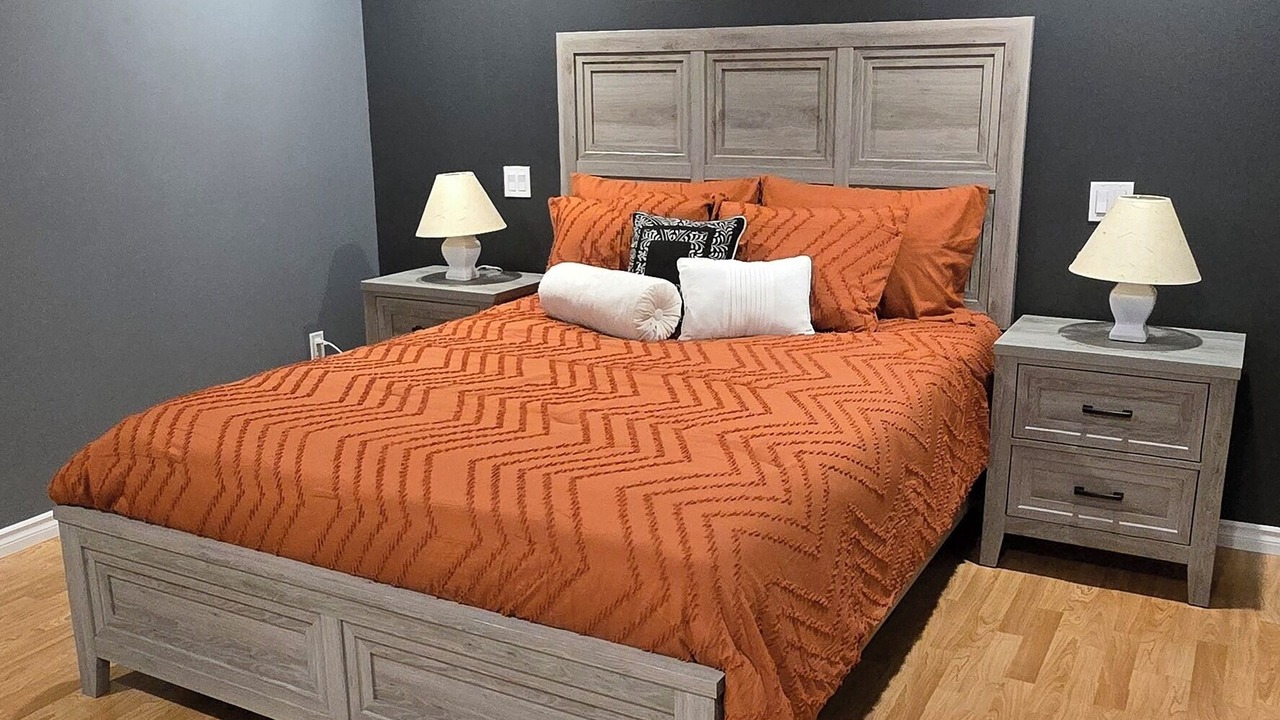 Photo of Bedroom in Mapleton