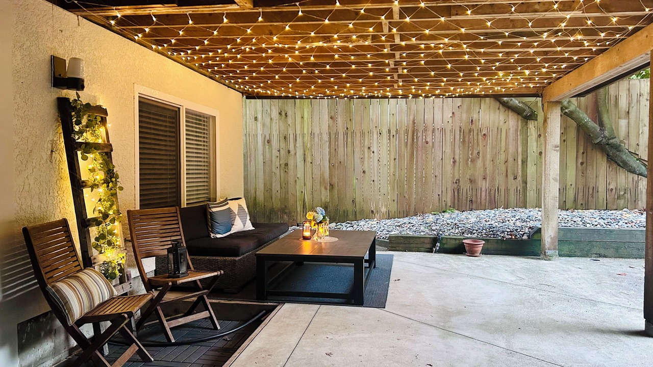 Photo of Patio Balcony in Deep Cove