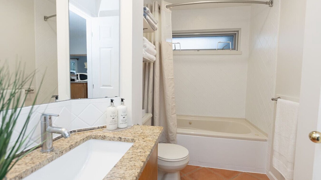 Photo of Bathroom in Regional District of Nanaimo