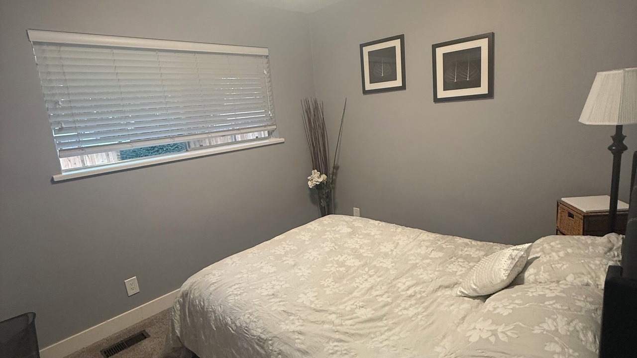 Photo of Bedroom in Delta