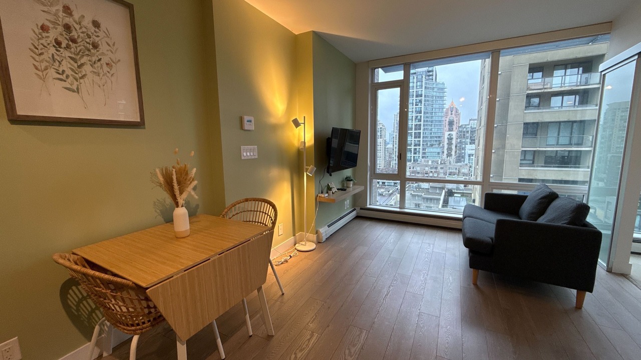 Photo of Livingroom in Downtown Vancouver