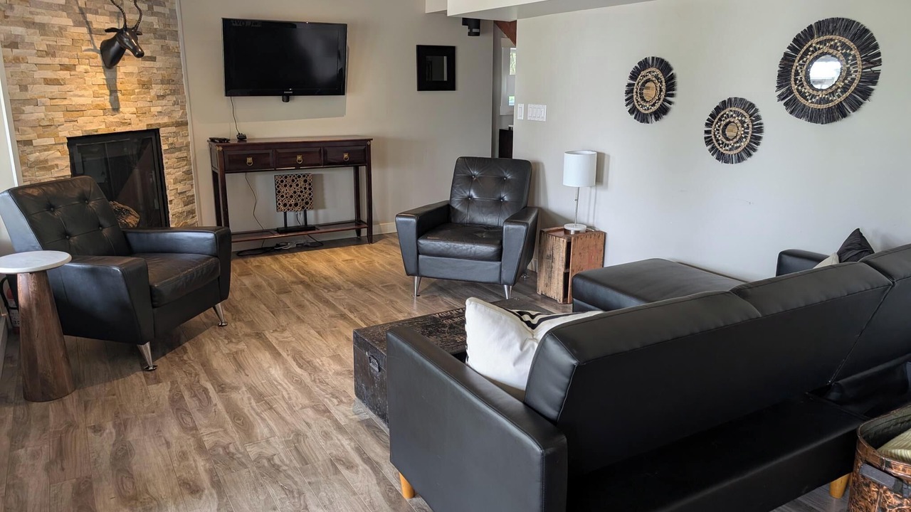 Photo of Livingroom in Northern Bruce Peninsula