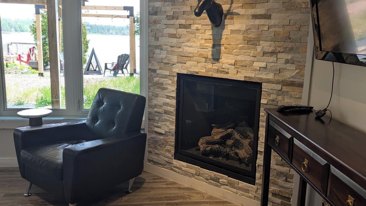 Photo of Livingroom in Northern Bruce Peninsula