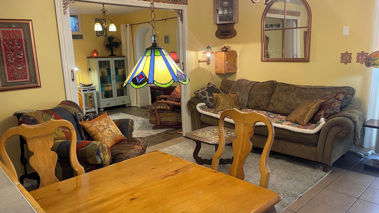 Photo of Livingroom in Castlegar