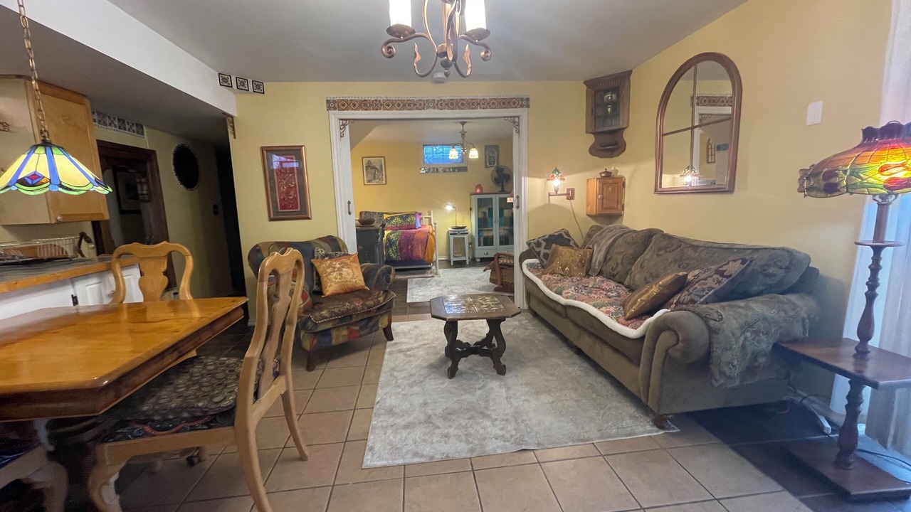 Photo of Livingroom in Castlegar