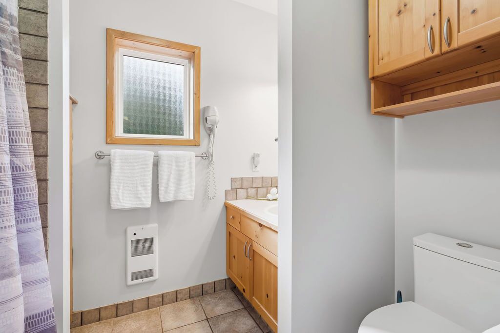 Photo of Bathroom in Ucluelet