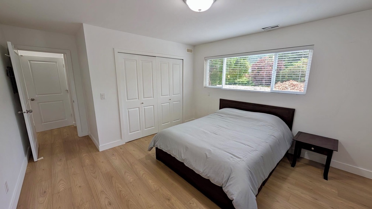 Photo of Bedroom in Upper Lonsdale