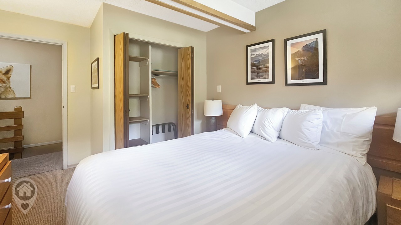 Photo of Bedroom in East Kootenay