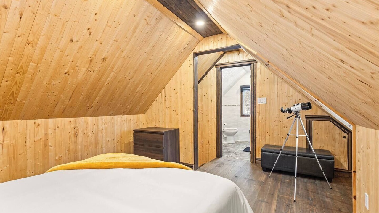Photo of Bedroom in Sainte-Lucie-des-Laurentides