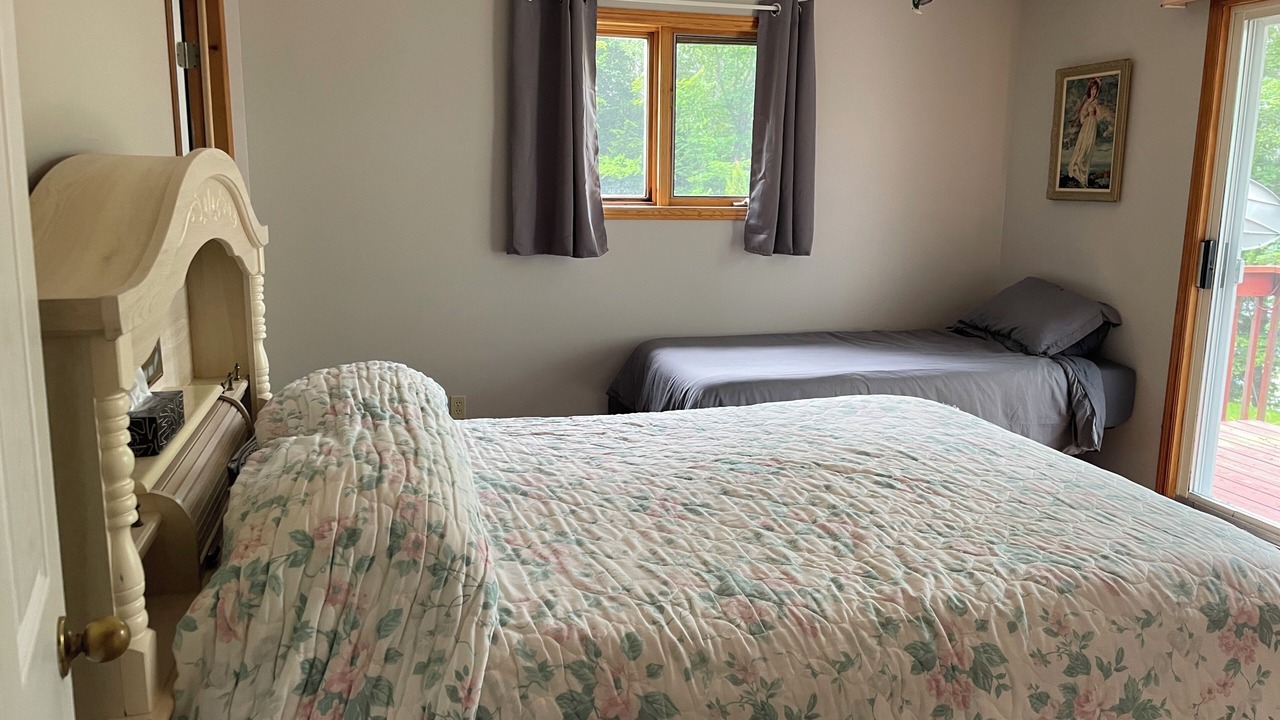 Photo of Bedroom in Loring