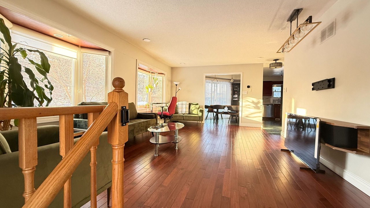Photo of Livingroom in Brampton