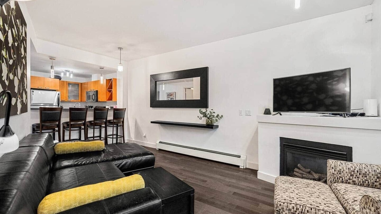 Photo of Livingroom in Southwest Calgary