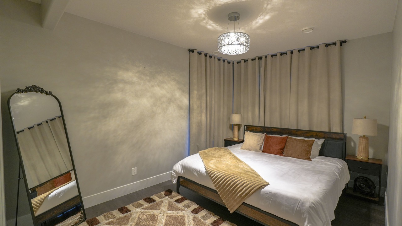 Photo of Bedroom in Division No. 11