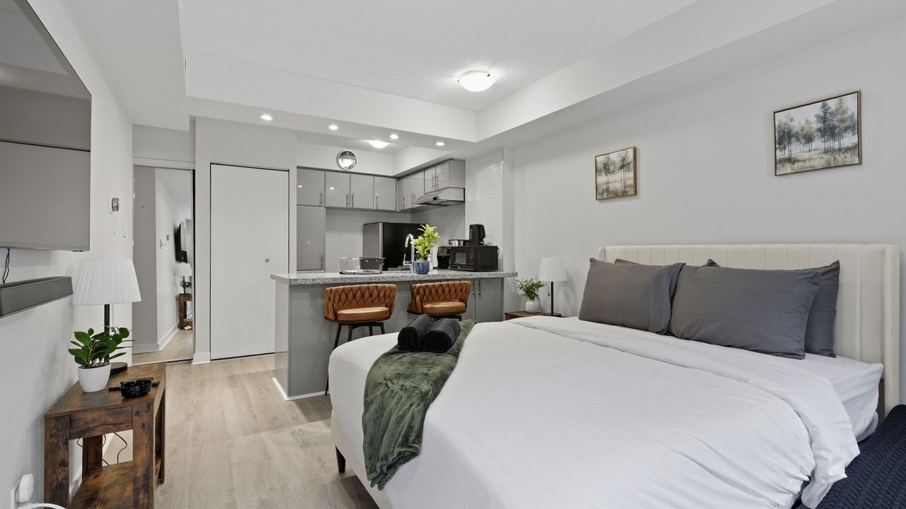 Photo of Bedroom in King West Village