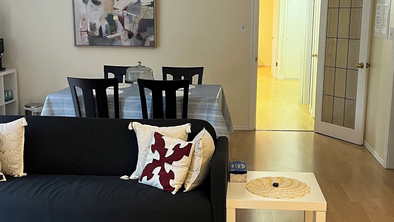 Photo of Livingroom in West Vancouver