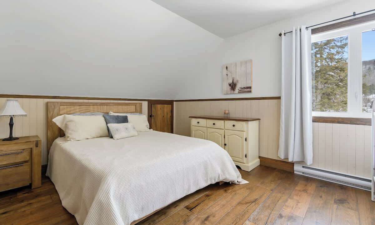 Photo of Bedroom in Notre-Dame-de-la-Salette