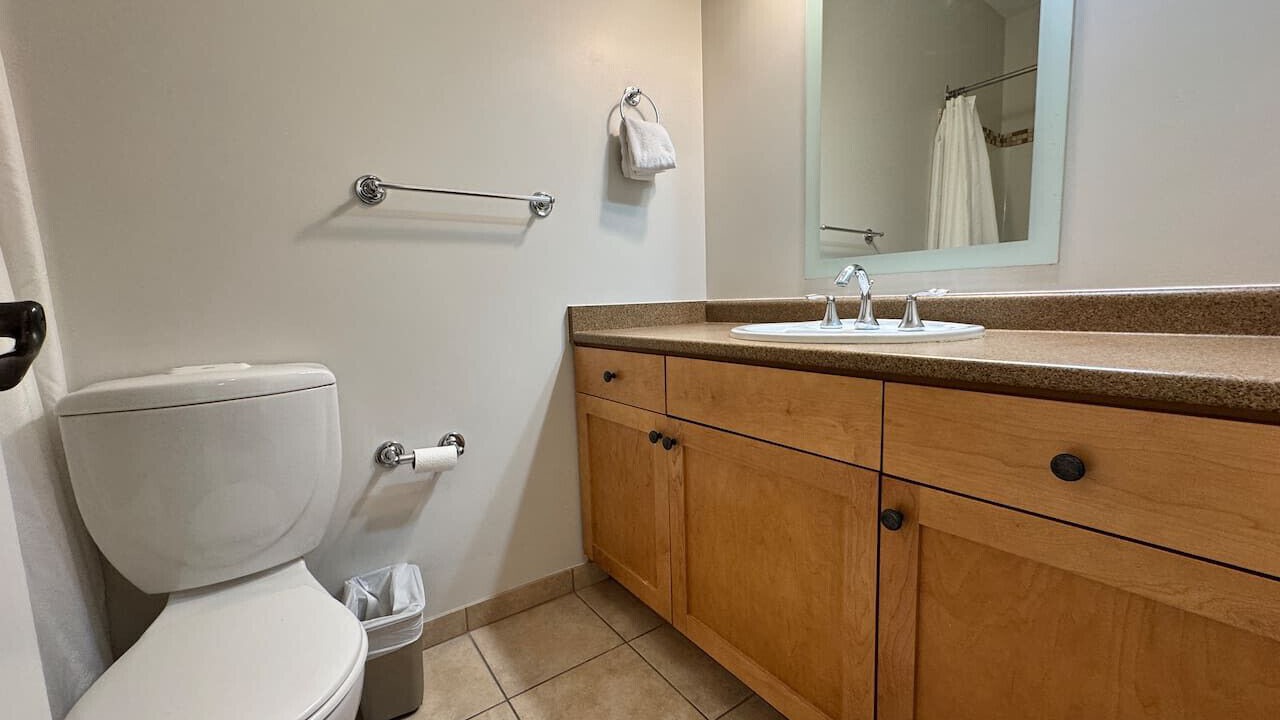 Photo of Bathroom in Golden