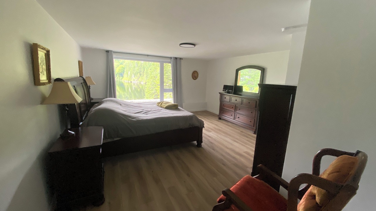 Photo of Bedroom in St-Adolphe-d'Howard