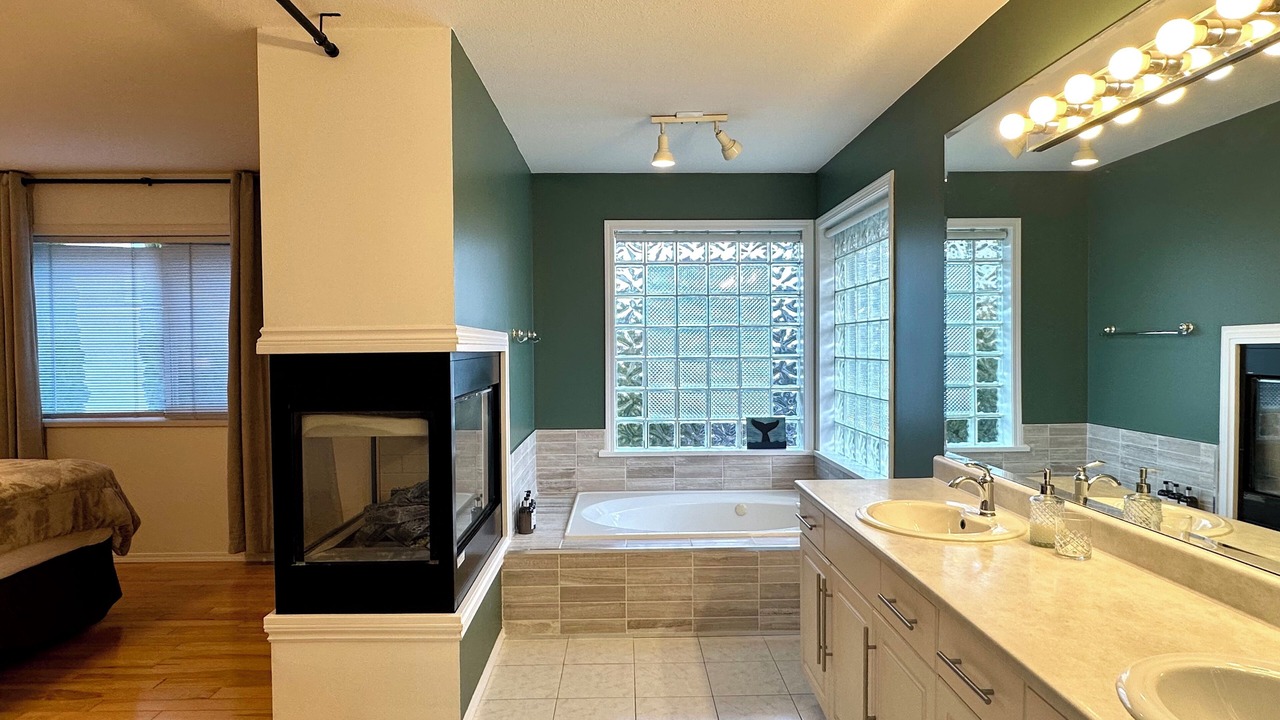 Photo of Bathroom in Regional District of Nanaimo