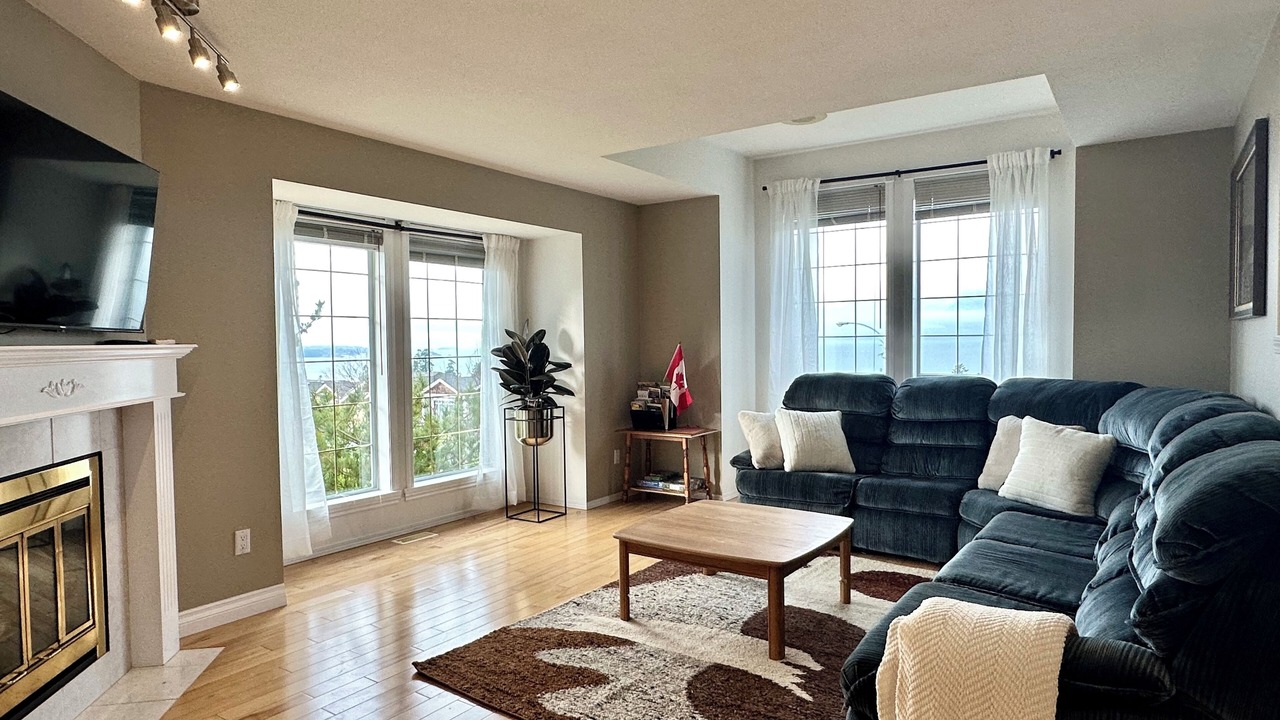 Photo of Livingroom in Regional District of Nanaimo