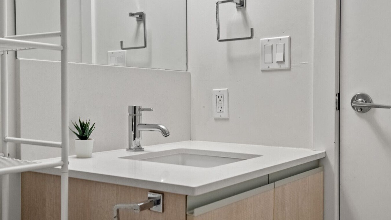 Photo of Bathroom in Victoria Park