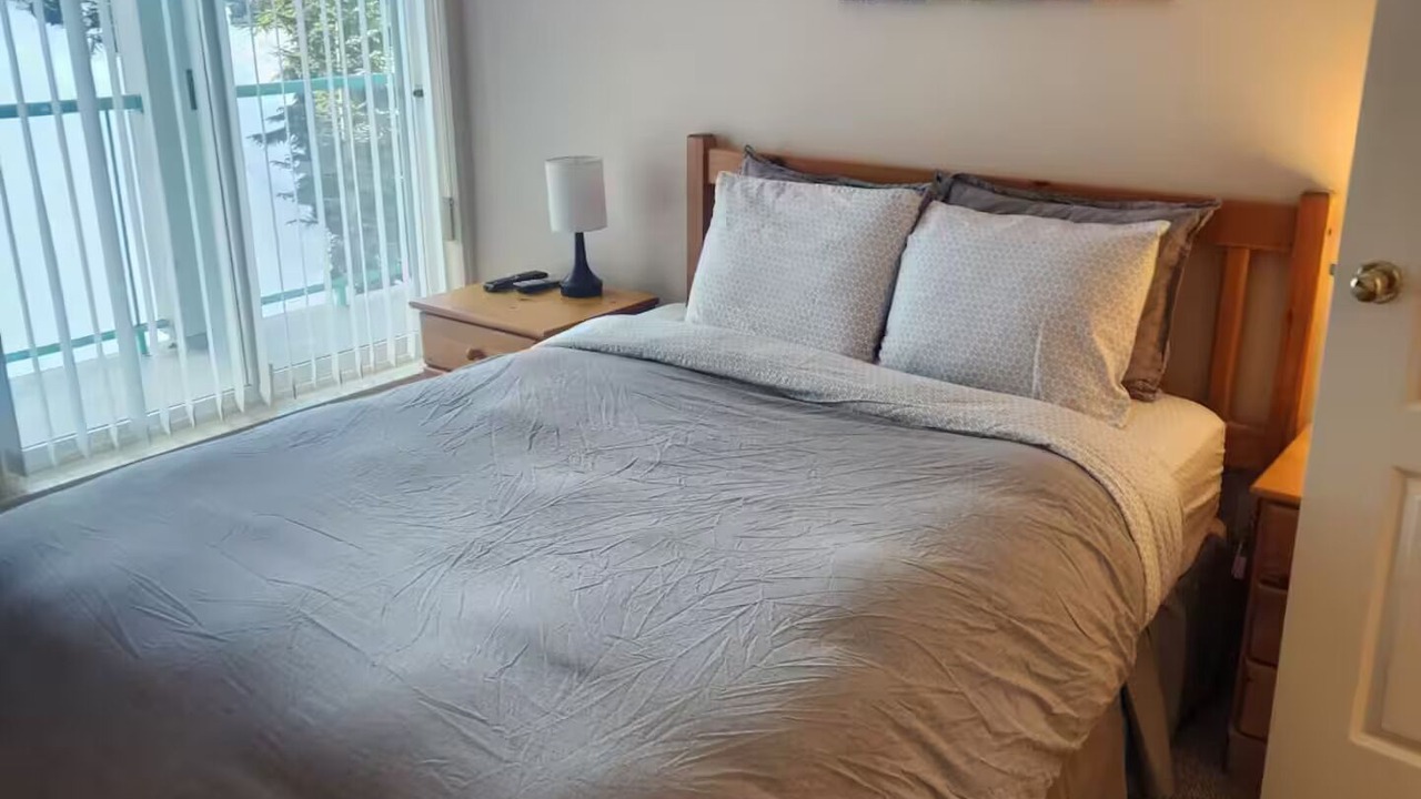 Photo of Bedroom in Campbell River