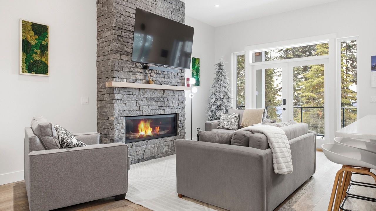 Photo of Livingroom in Silver Star Mountain