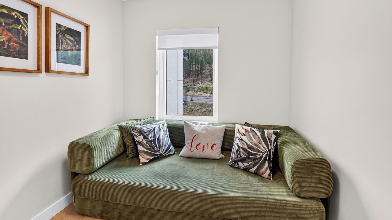 Photo of Livingroom in Central Okanagan