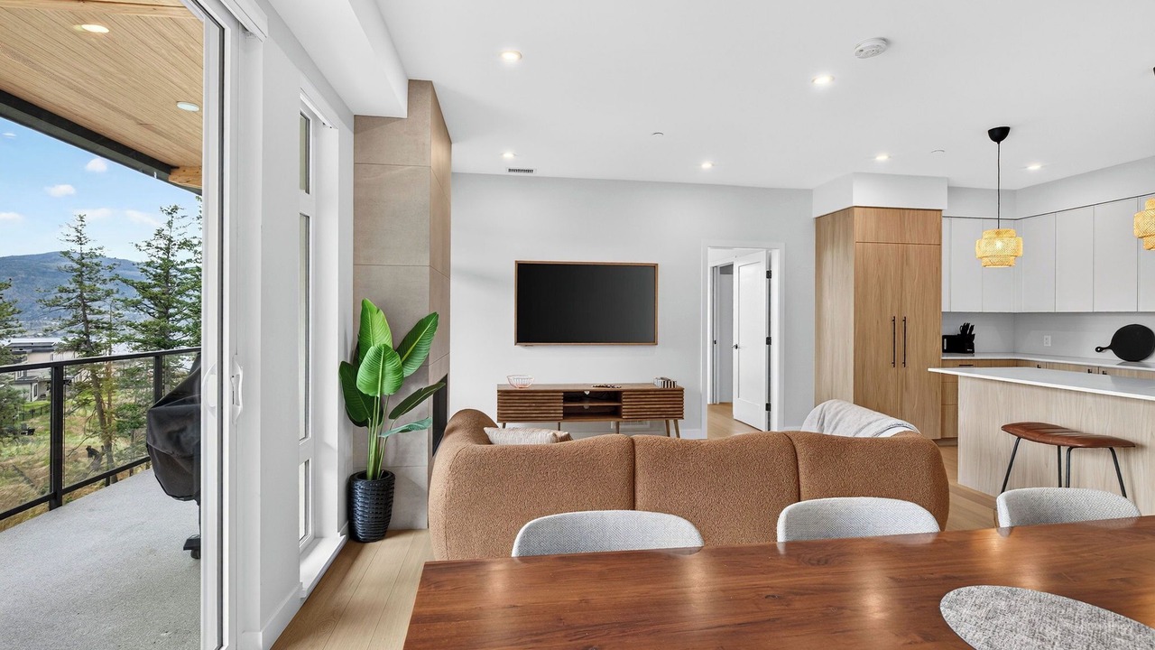 Photo of Livingroom in Central Okanagan