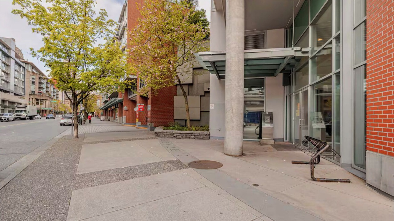 Photo of Outdoor in Central