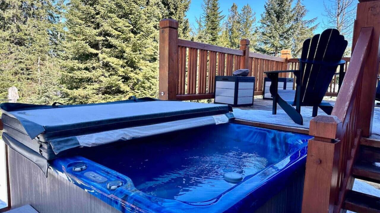 Photo of Outdoor in Golden