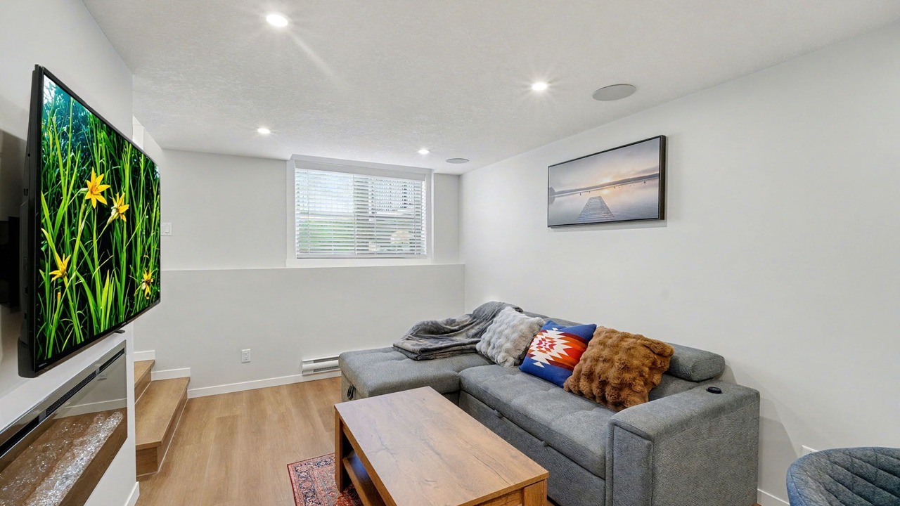 Photo of Livingroom in Southeast Calgary