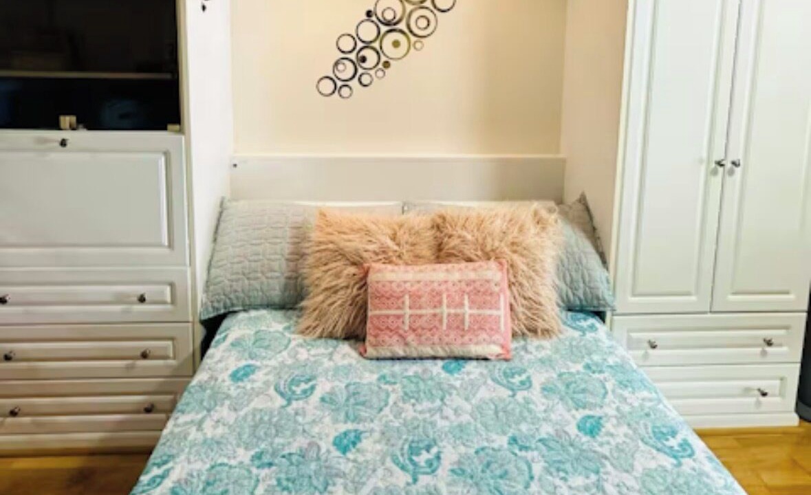Photo of Bedroom in South Newton