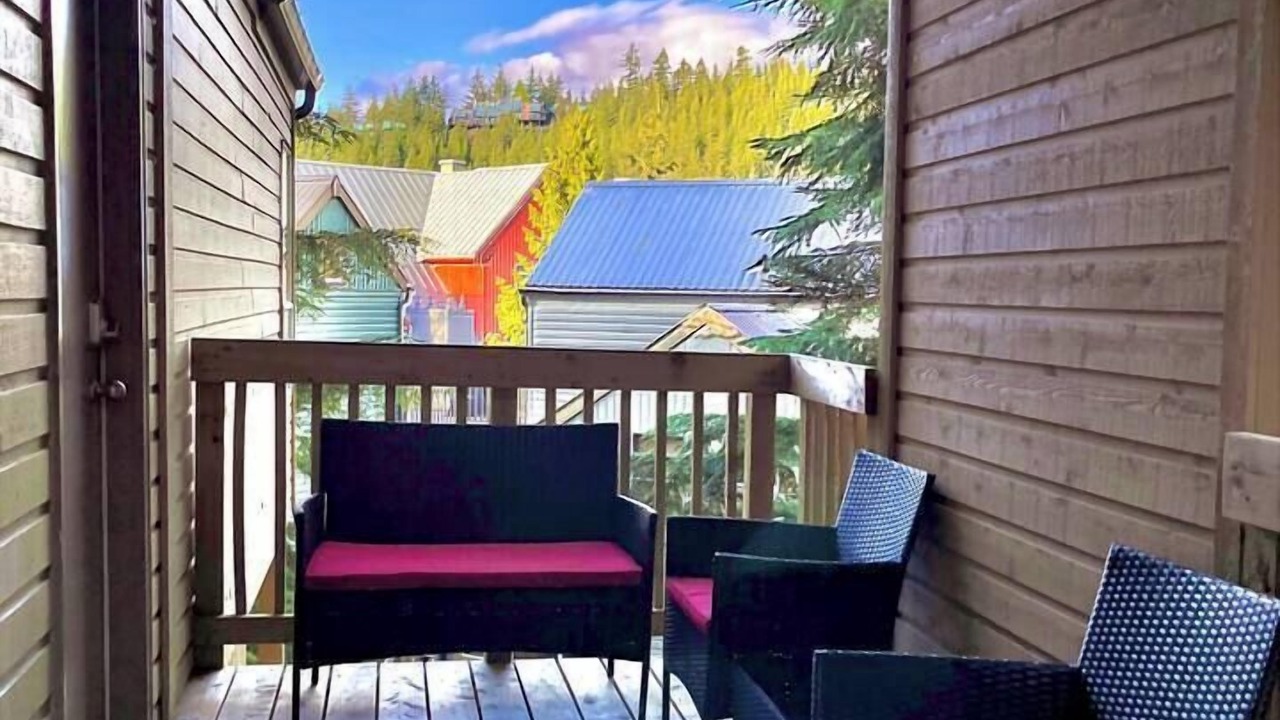 Photo of Patio Balcony in Whistler Creekside
