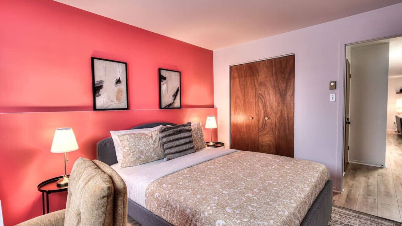 Photo of Bedroom in Pierrefonds-Roxboro