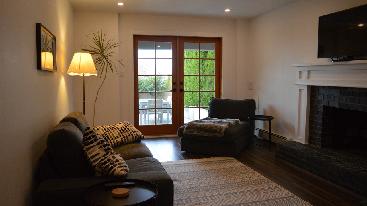 Photo of Livingroom in Burnaby