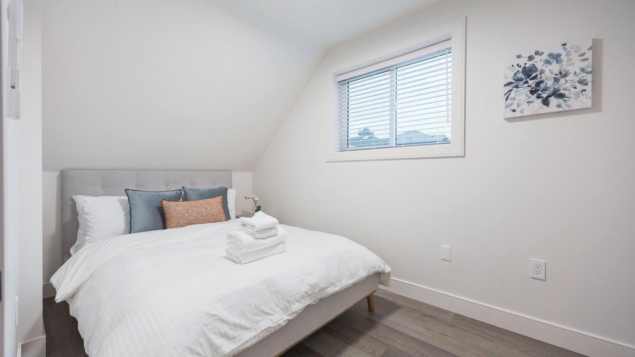 Photo of Bedroom in Fraserview