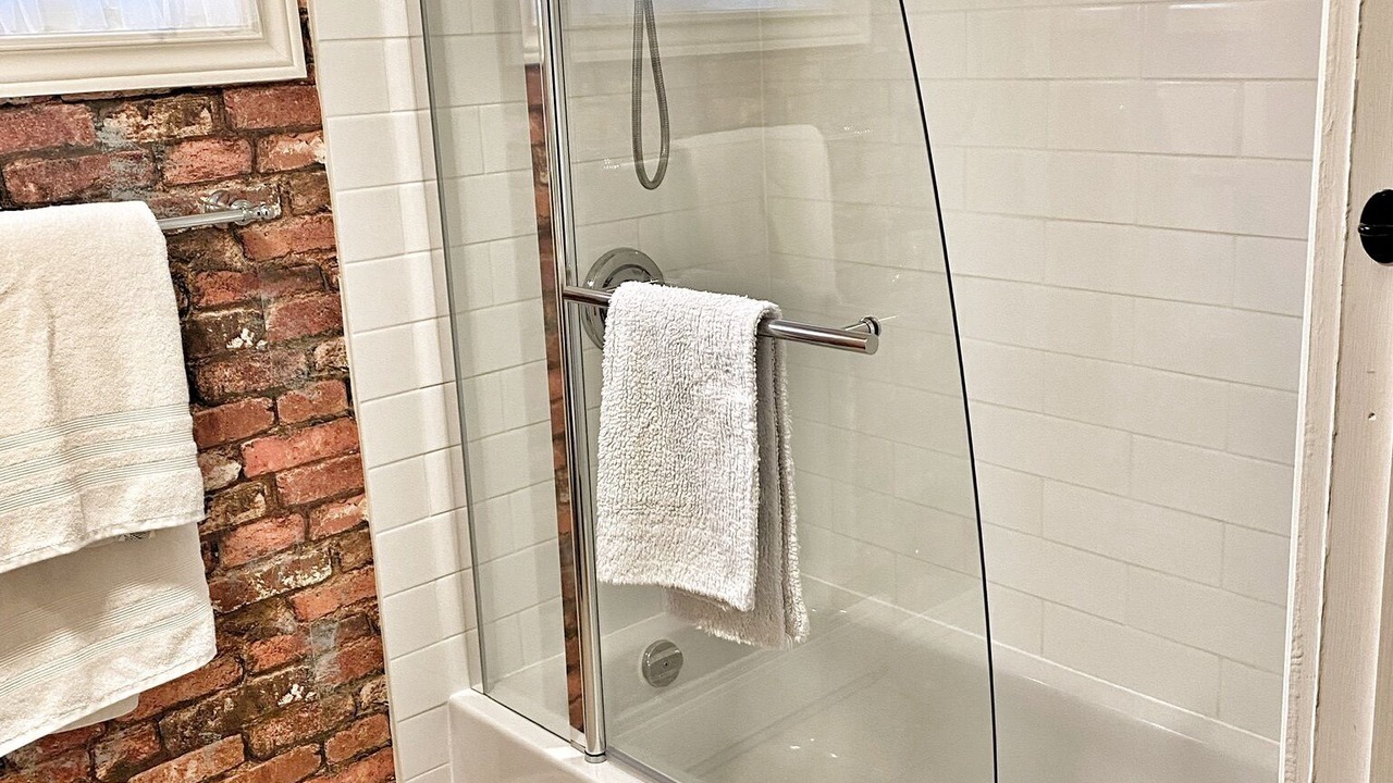 Photo of Bathroom in Montebello