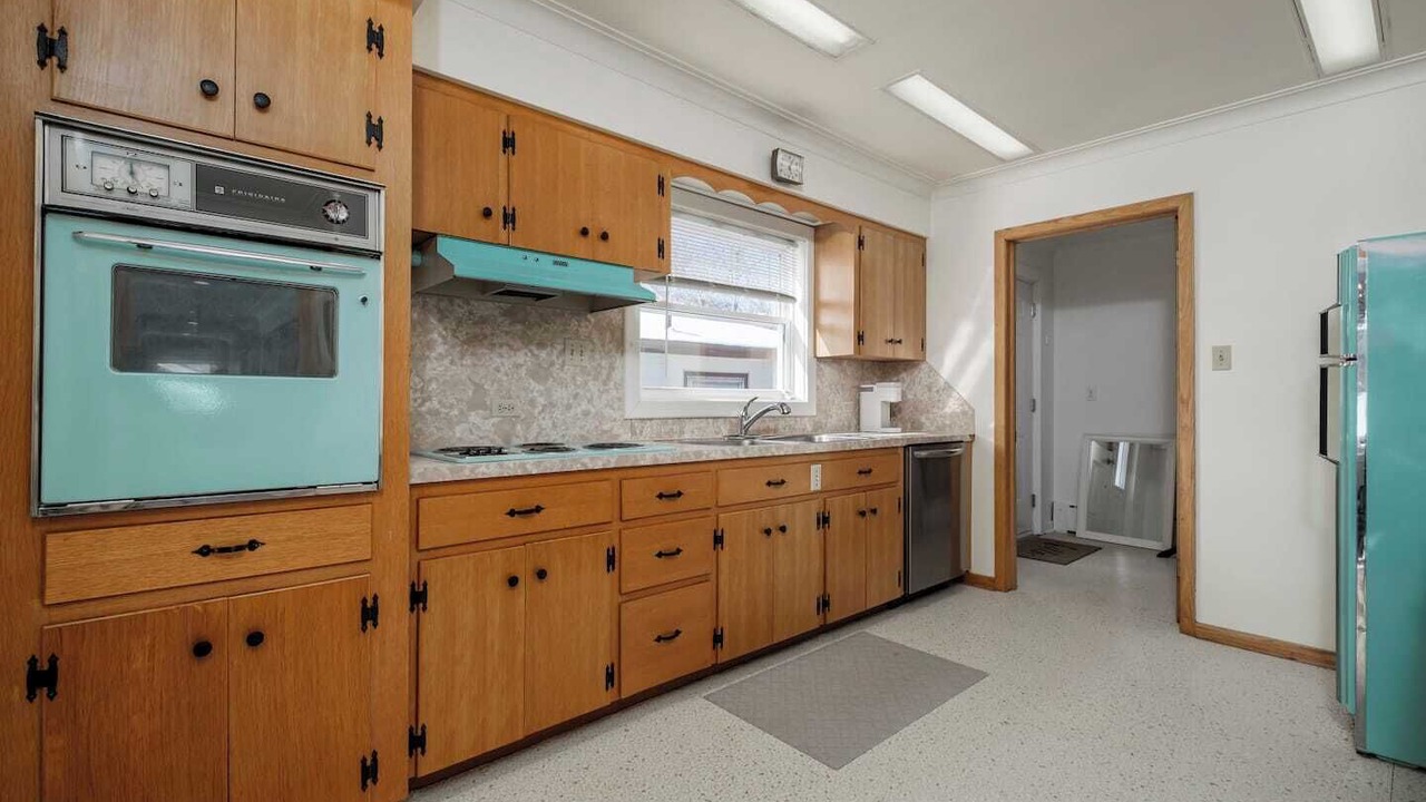Photo of Kitchen in Waterford Valley