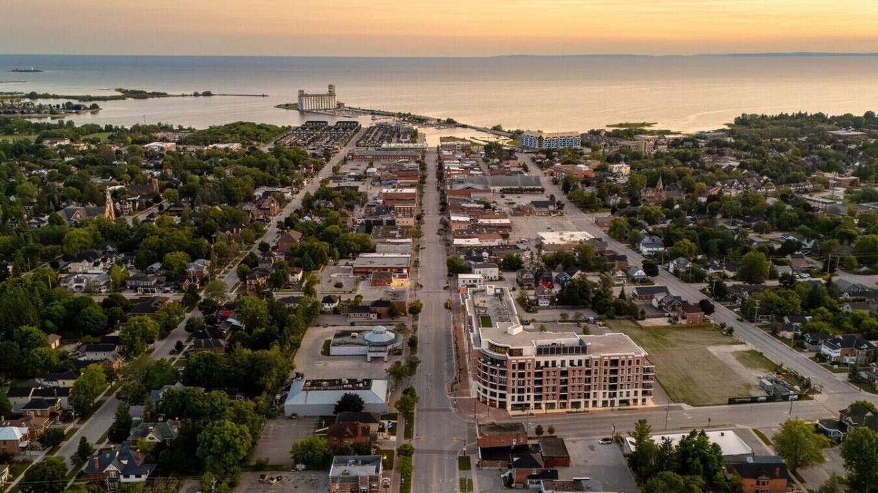 Photo of Outdoor in Collingwood