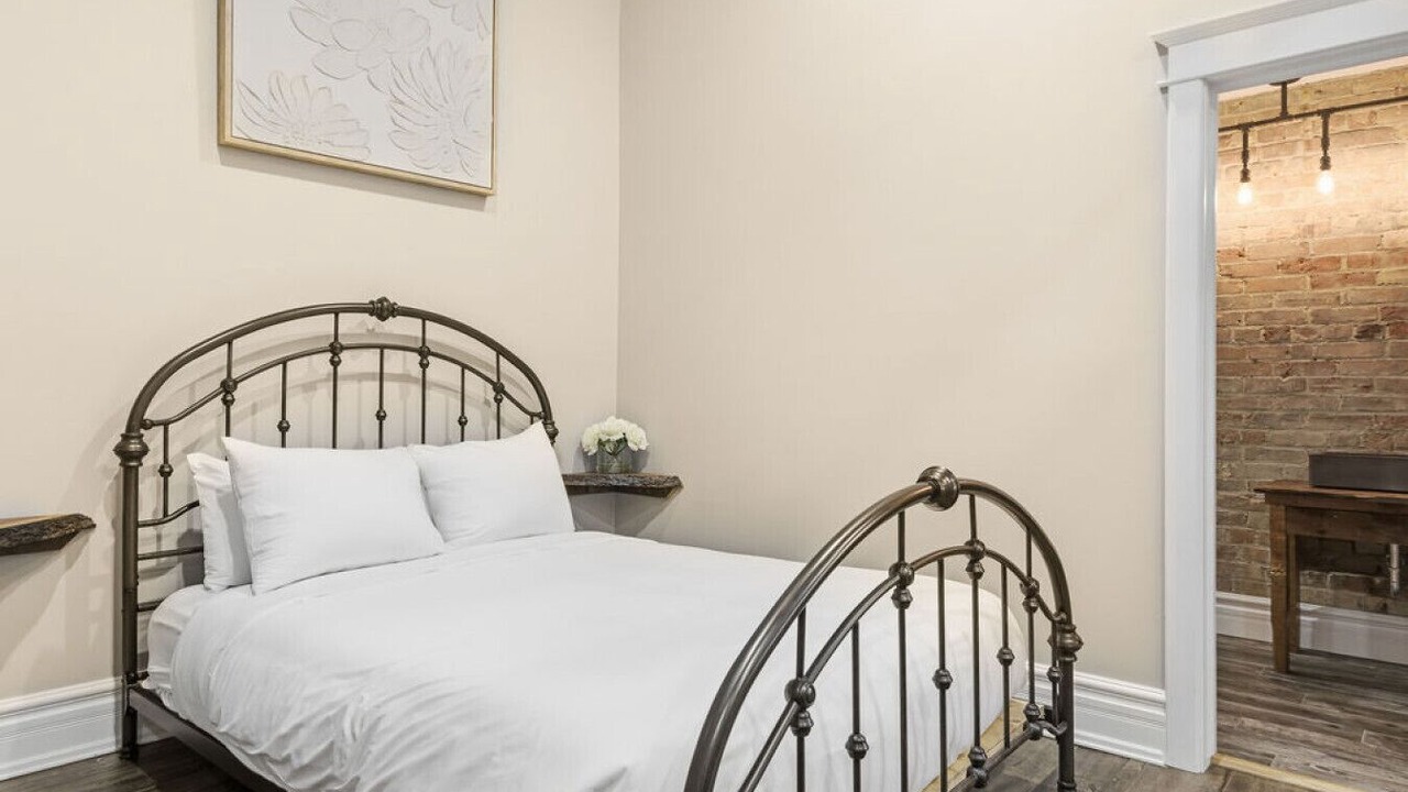 Photo of Bedroom in Collingwood