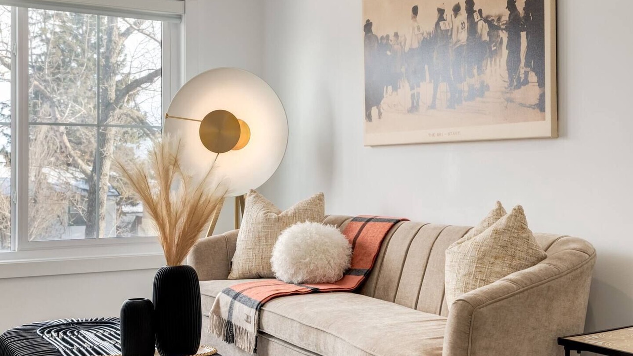 Photo of Livingroom in Southwest Calgary