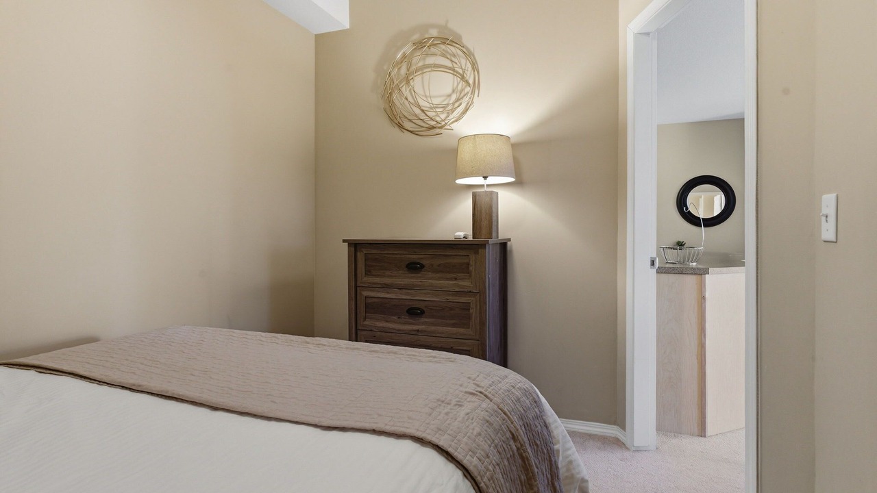 Photo of Bedroom in Quail Ridge