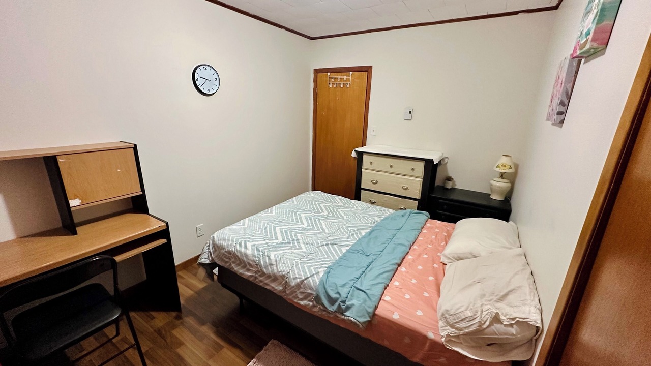 Photo of Bedroom in Terra Nova