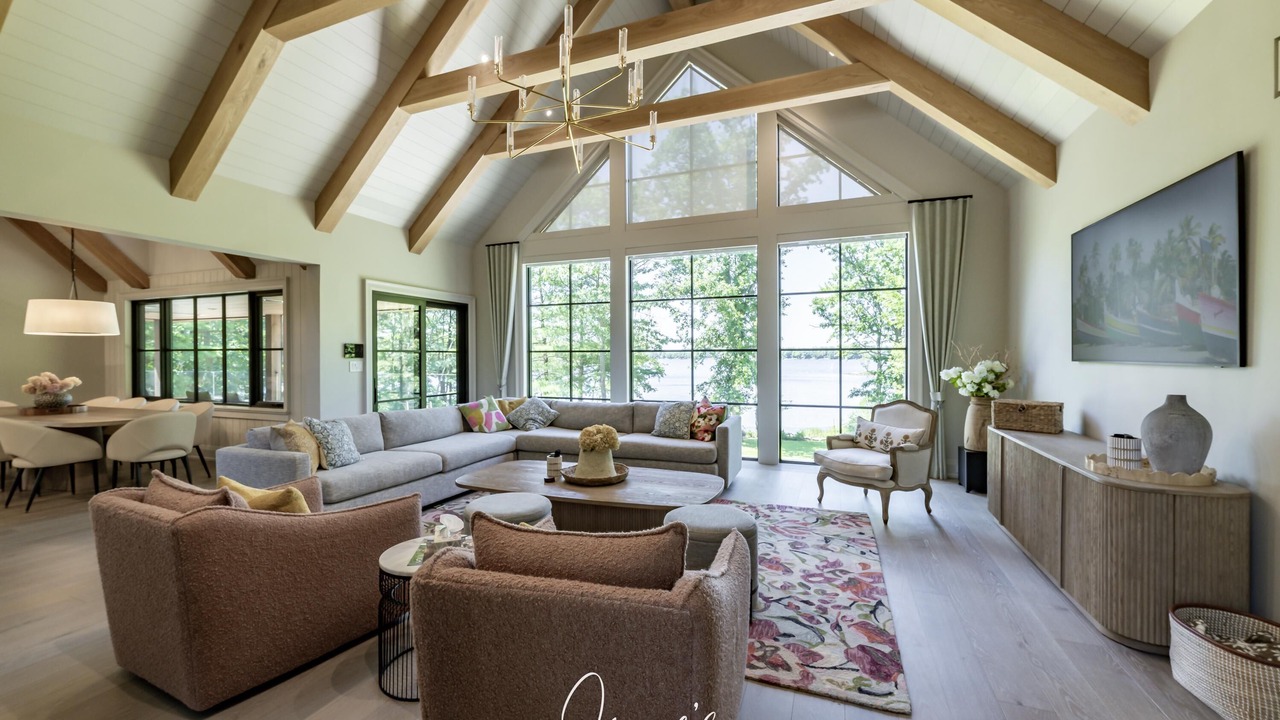 Photo of Livingroom in Gravenhurst