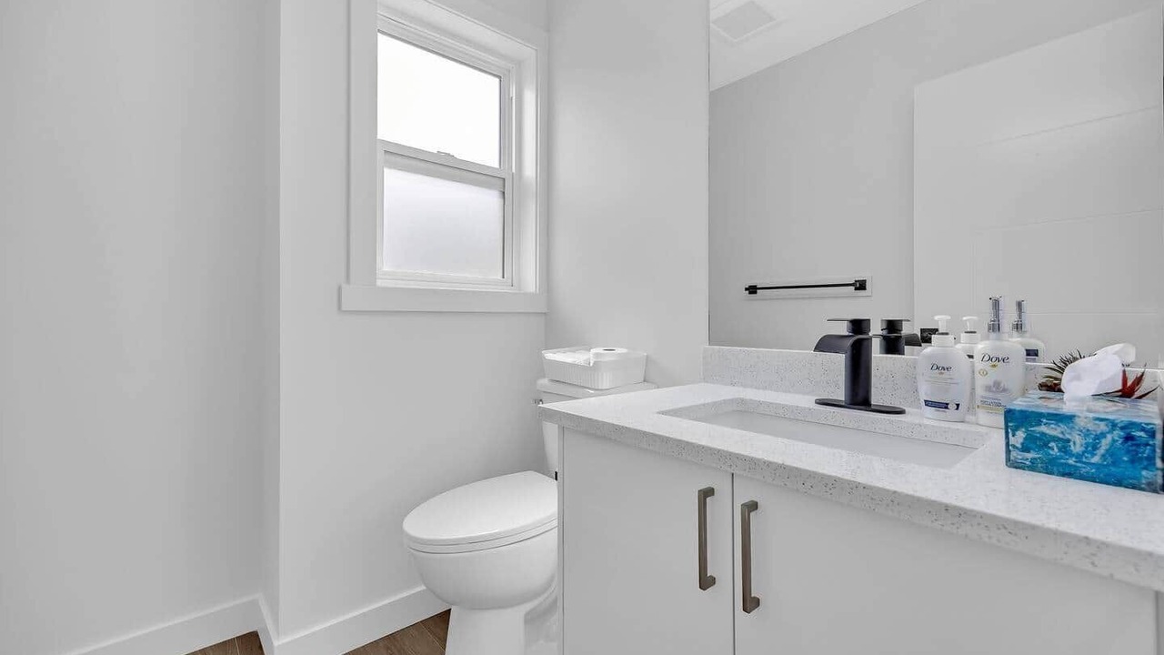 Photo of Bathroom in Crescent Heights