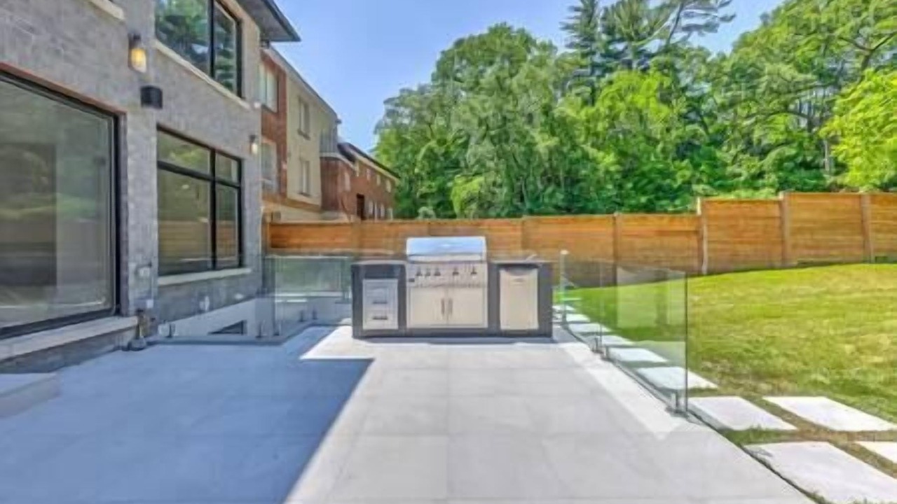 Photo of Patio Balcony in Etobicoke