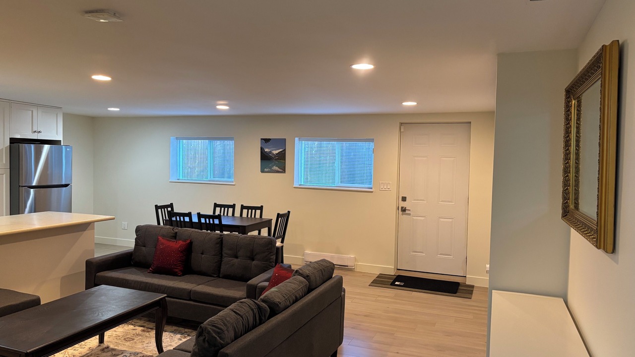 Photo of Livingroom in Lynn Valley